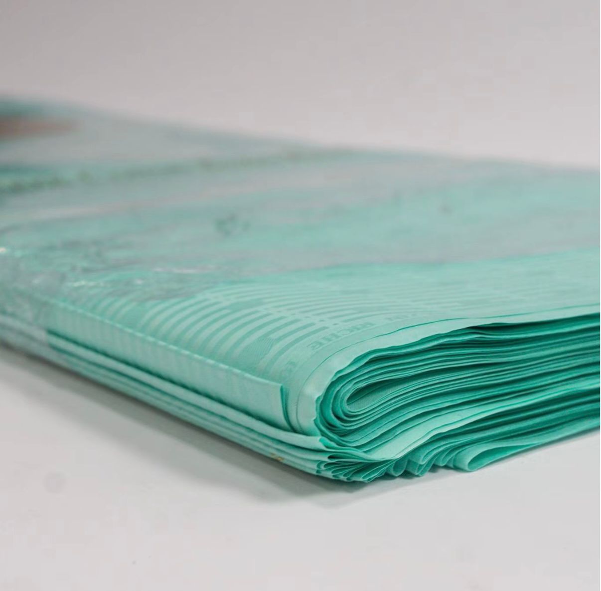 BAZIN RICHE BLEU TURQUOISE MEGA GOLD (PRIX AU METRE)